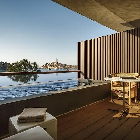 Grand Park By Maistra Collection Hotel