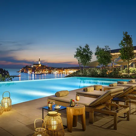 Grand Park By Maistra Collection 5*