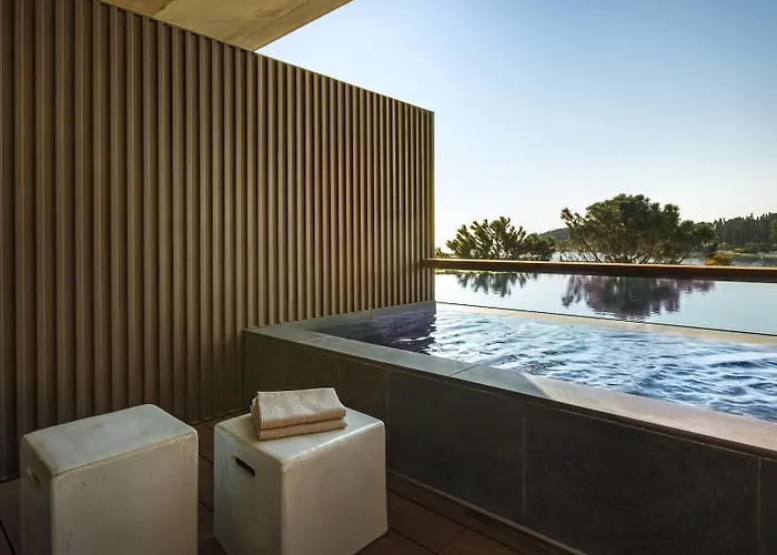 Grand Park By Maistra Collection